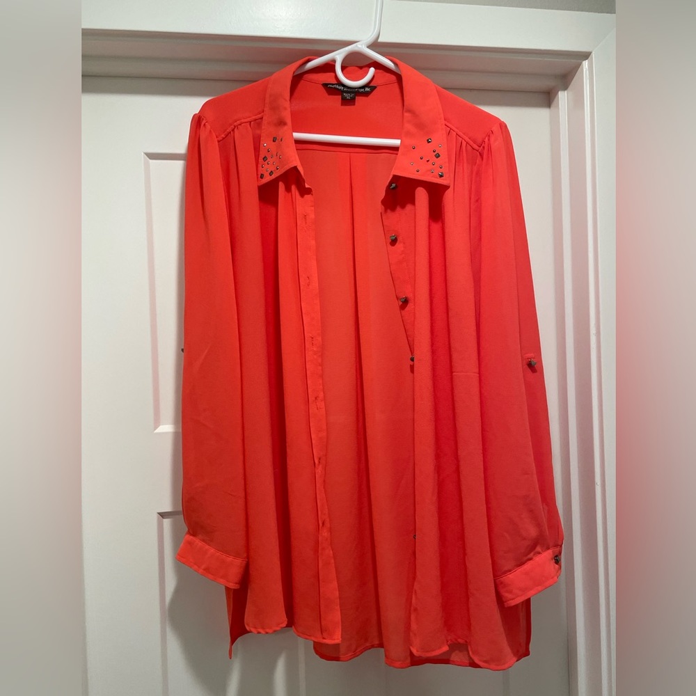Women’s button up